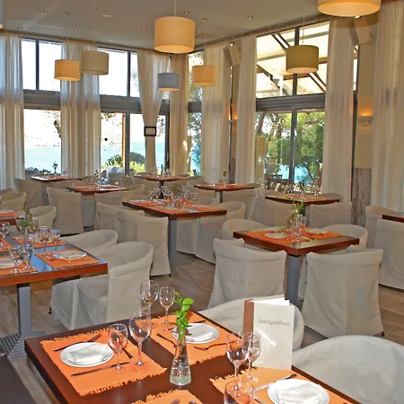 καρύστιον Ξενοδοχείο